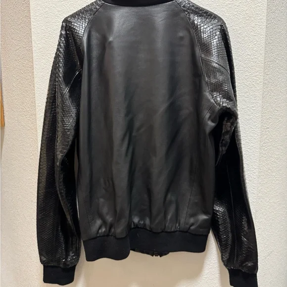 Custom Python bomber jacket - Picture 2 of 3